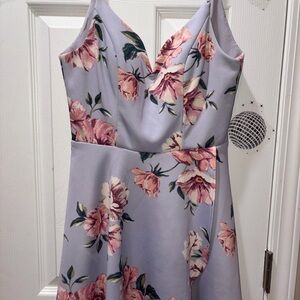 Chic Floral Mini Dress in Lavender and Pink